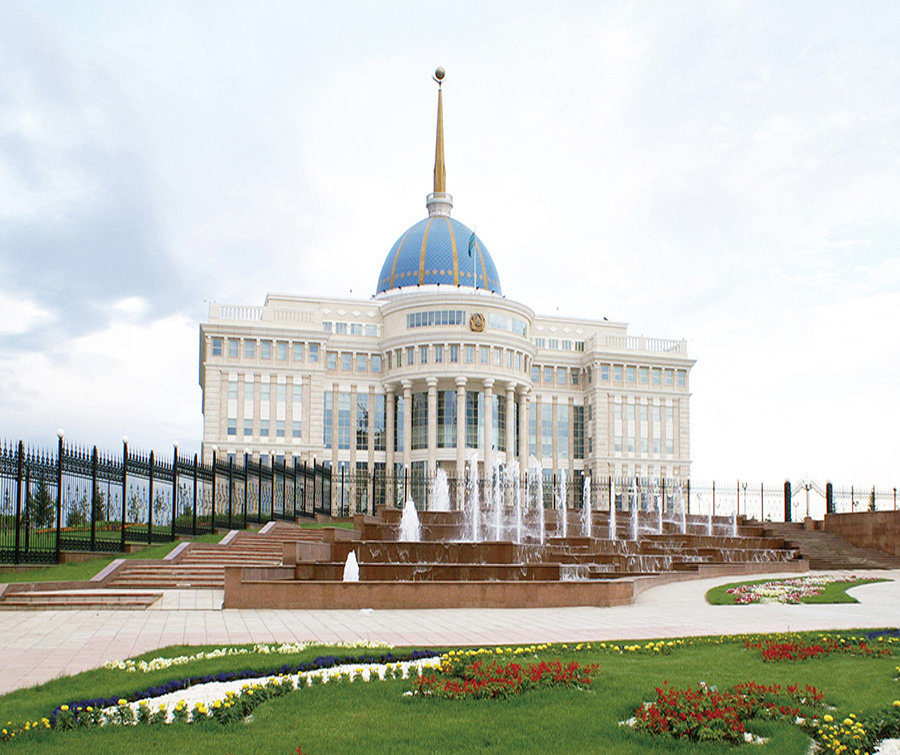 哈萨克斯坦总统府专用电梯